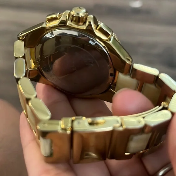 Michael Kors gold watch - Picture 4 of 4